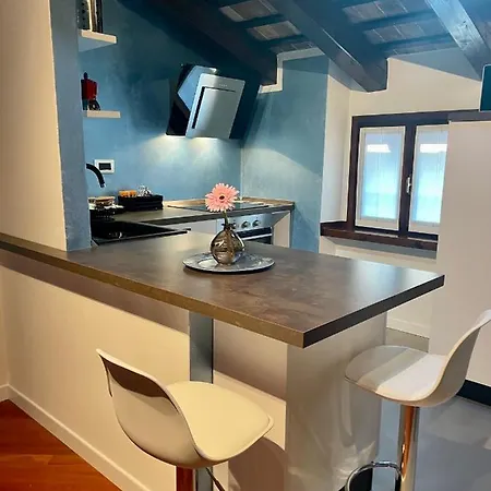 Starago Attic - Elegante Mansarda In Centro Storico *