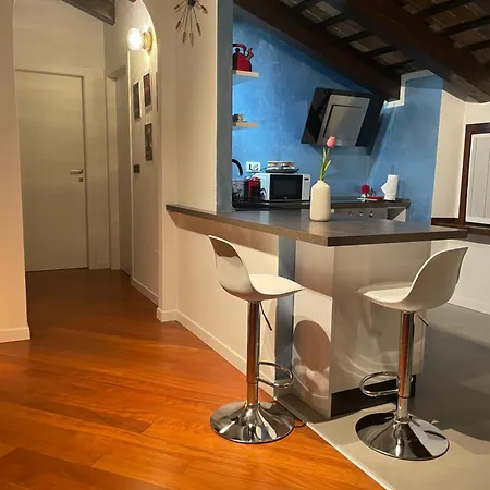 Starago Attic - Elegante Mansarda In Centro Storico Appartamento